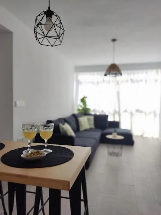 Delicias Home Μάλαγα 0*,
